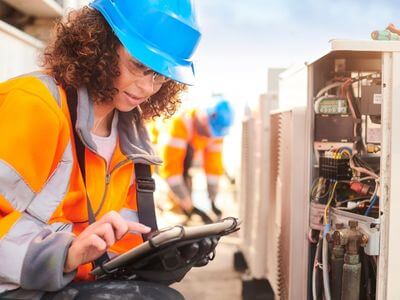 About Suncoast Power Solutions - Emergency Electrical Service experts in Estero